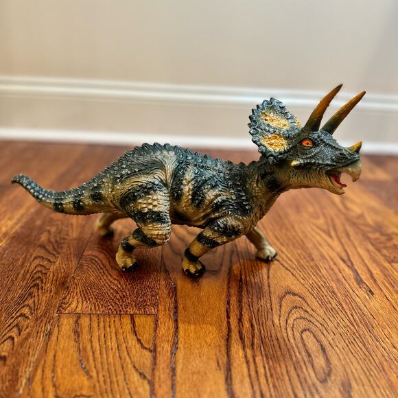 Dinosaurs Two NKOK 2020 Raptor and Triceratops Large Posed Prehistoric Toys Dino - Picture 2 of 16